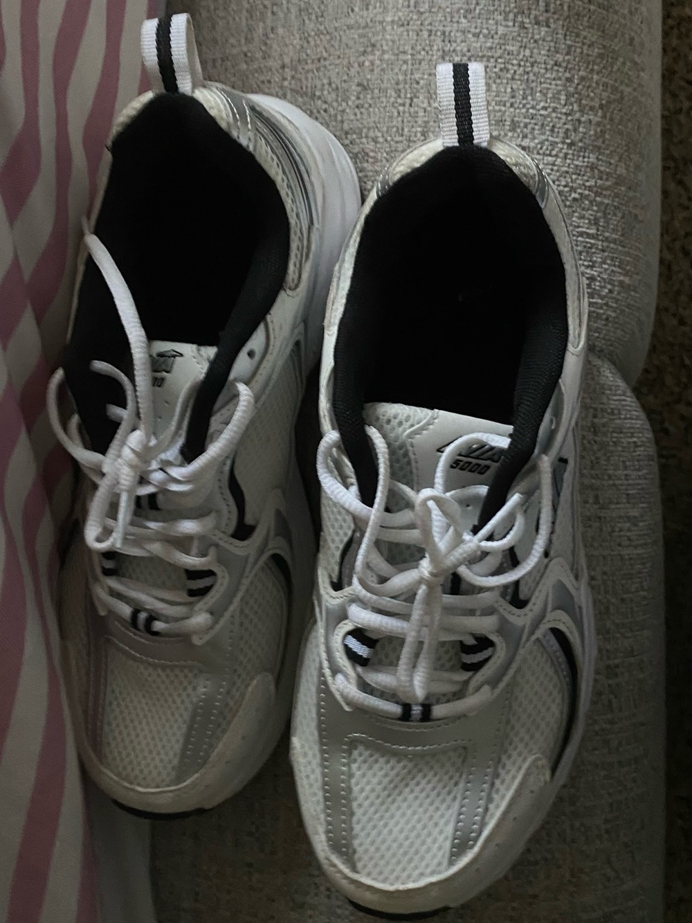 Avia White and Black Men's Athletic Shoes